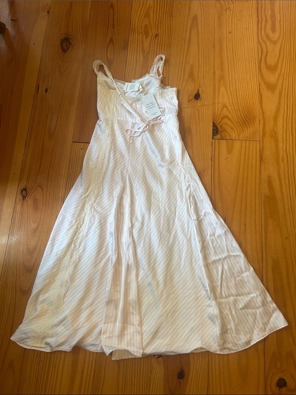 Abercrombie & Fitch Ivory Striped Maxi Dress